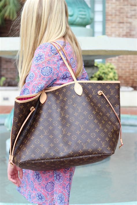 lv neverfull gm look